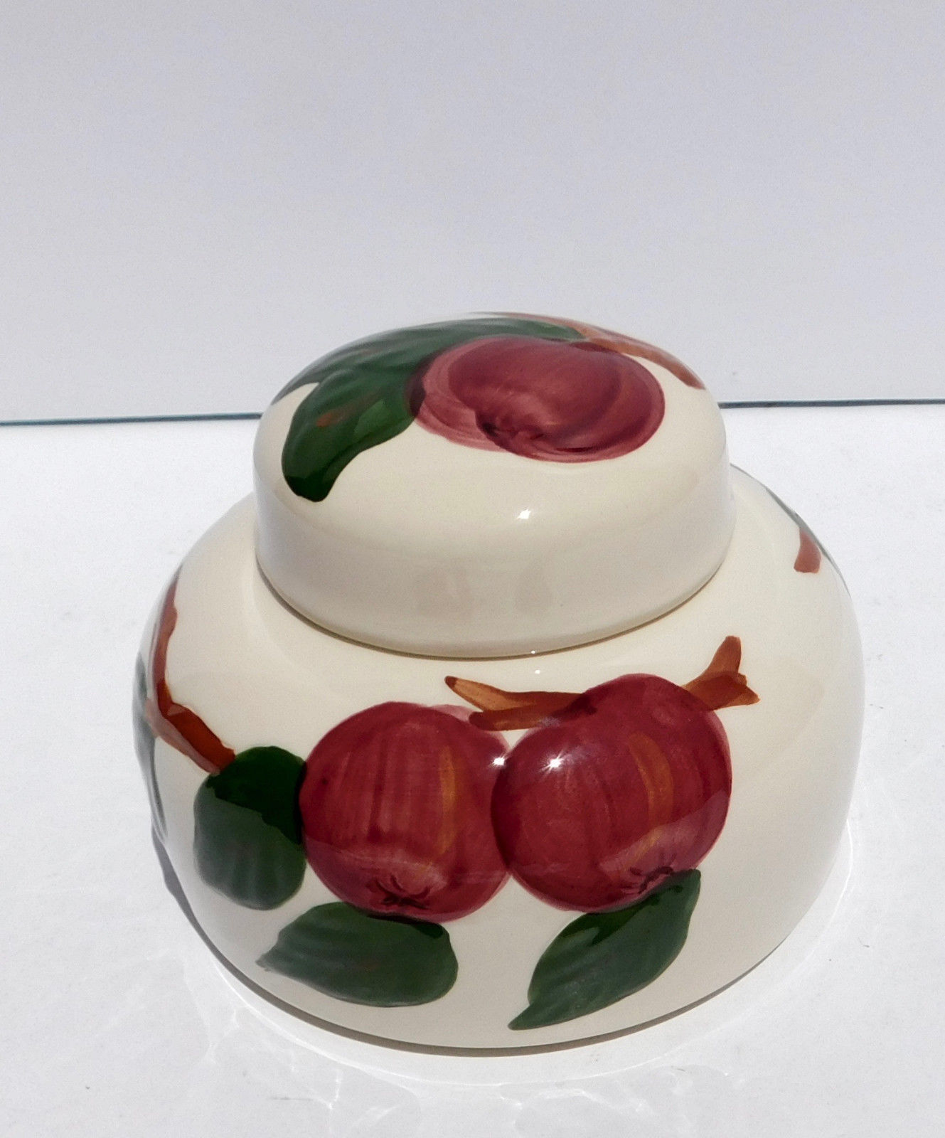 Vaisselles Franciscan : un Top 5 des plus belles pièces de la collection pomme 